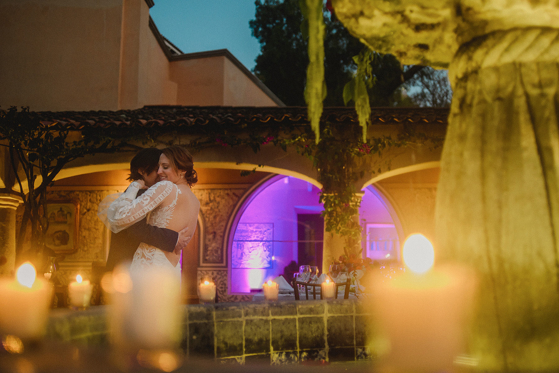 colorful destination wedding san miguel de allende