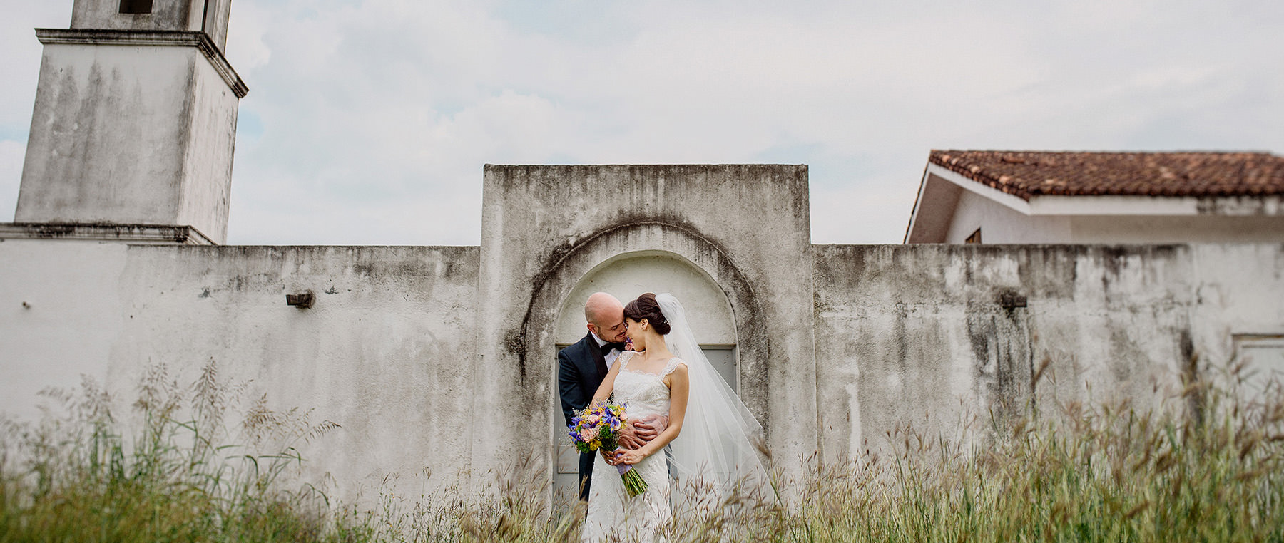 traditional ballroom wedding in monterrey