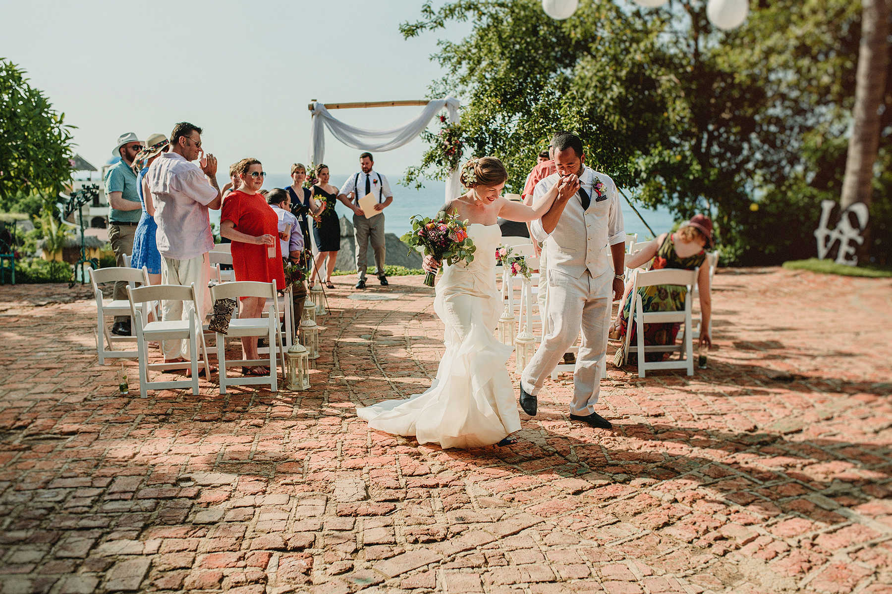 intimate wedding in villa amor