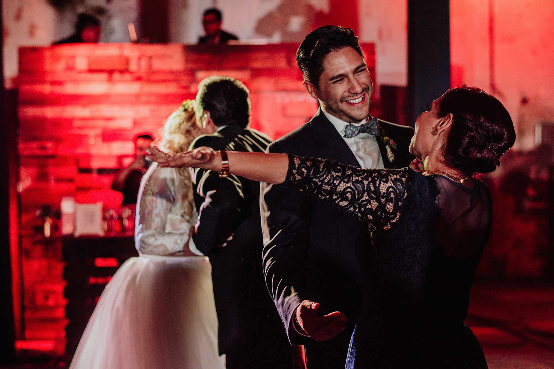 wes anderson inspired wedding in exfabrica la carolina