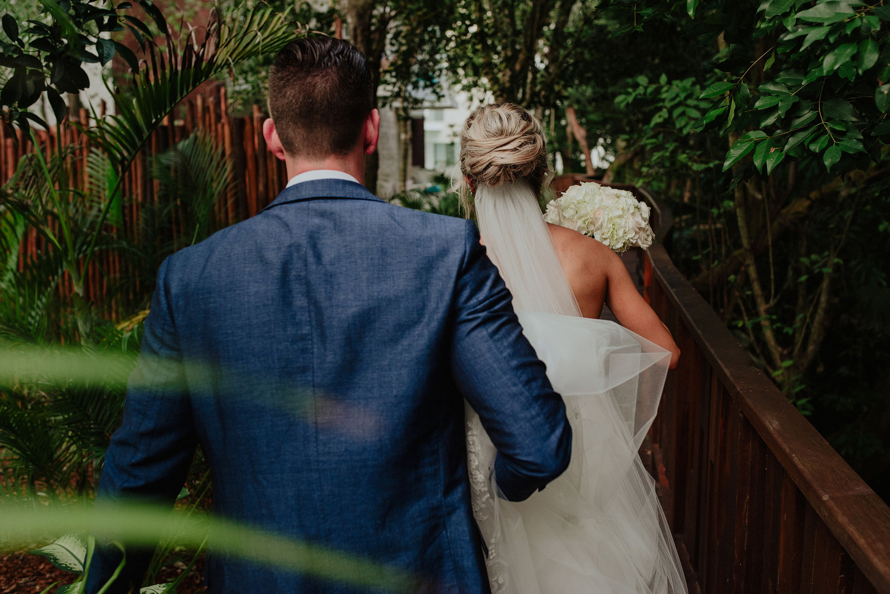 wedding in azul fives