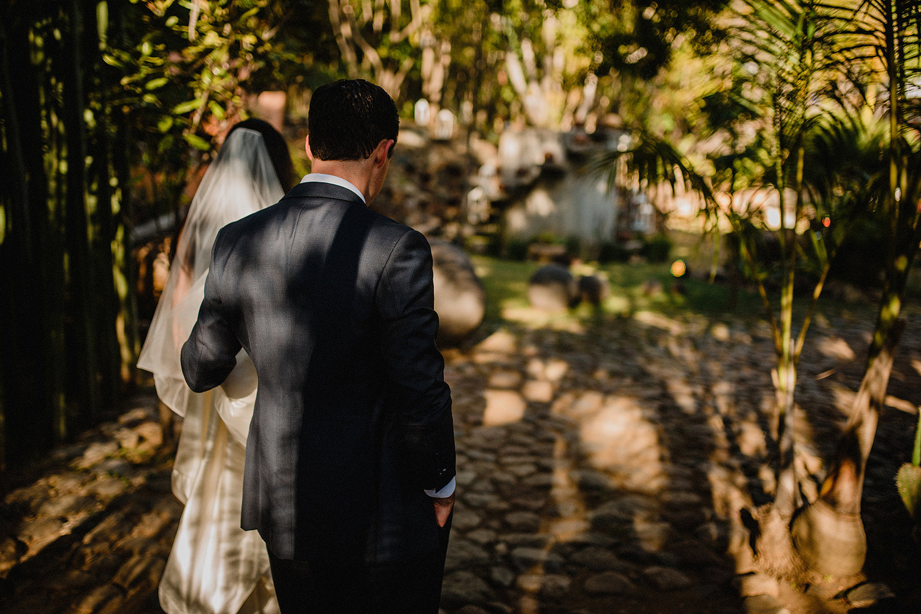 colorful wedding at jardin la morada